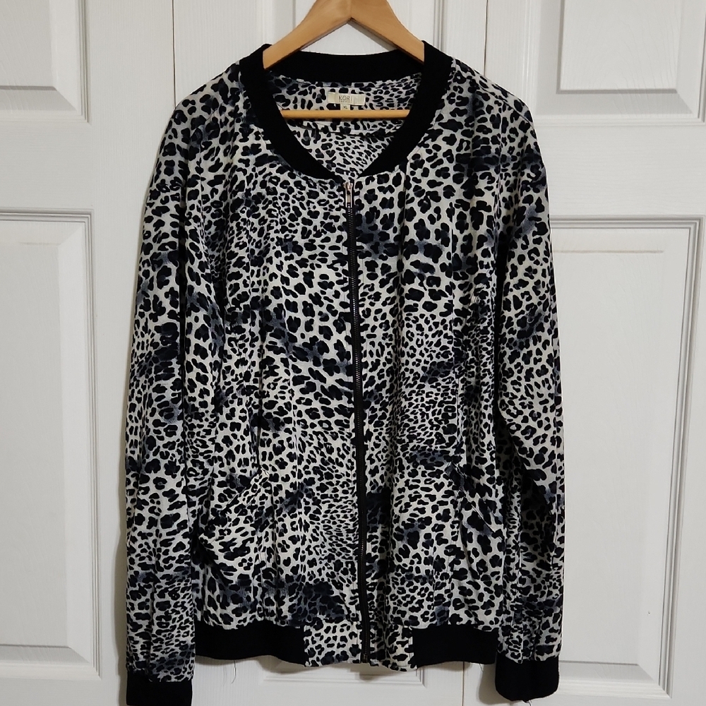 Leopard Print Zip-Up Jacket